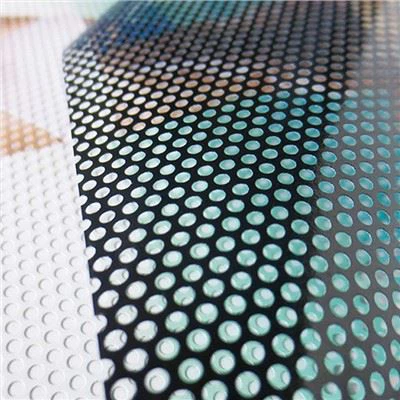 ملصق فينيل مثقب للنافذة